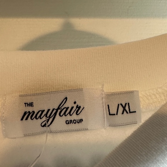 The Mayfair Group Somebody Loves You Crewneck in White - Picture 8 of 9